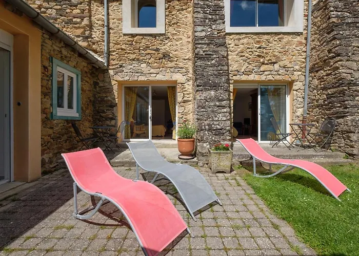 Bed & Breakfast Domaine De Malouzies