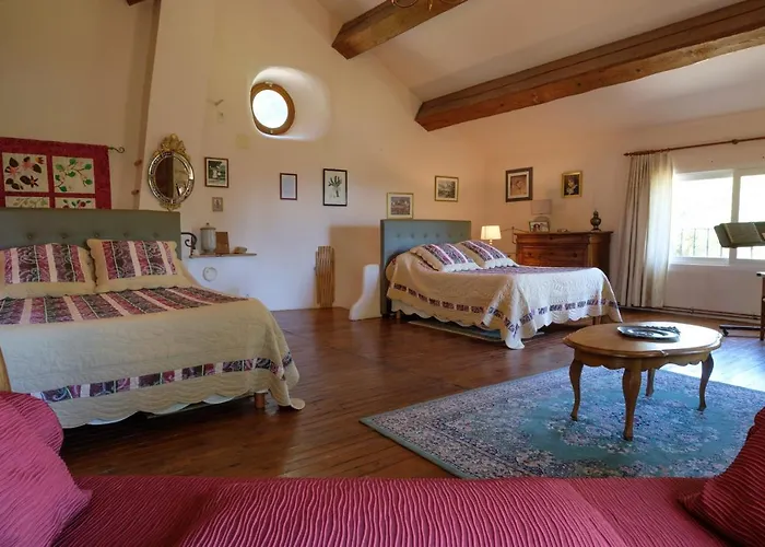 Domaine De Malouzies Bed & Breakfast 3*