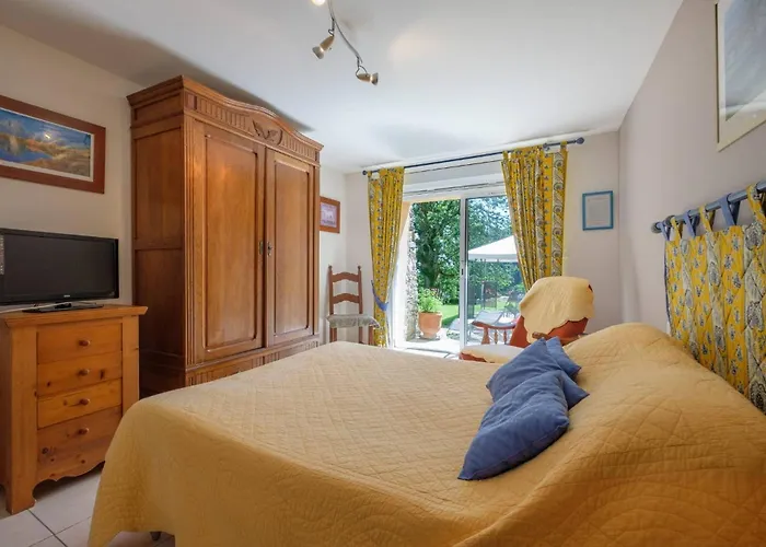 Domaine De Malouzies Bed & Breakfast 3*
