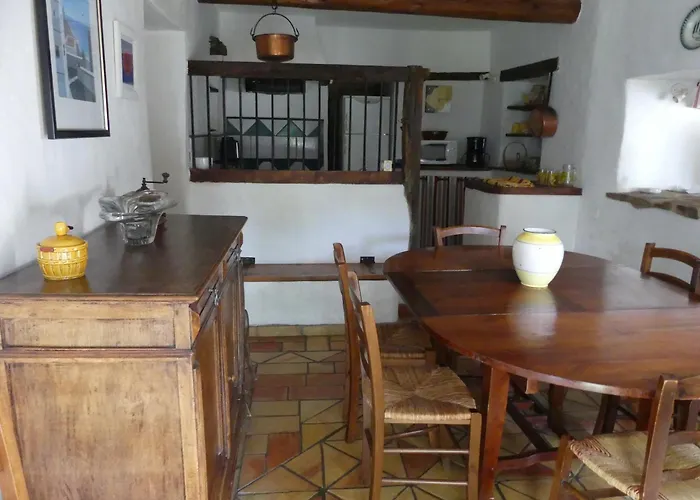 Bed & Breakfast Domaine De Malouzies 3*