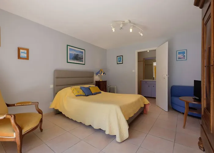 Bed & Breakfast Domaine De Malouzies 3*
